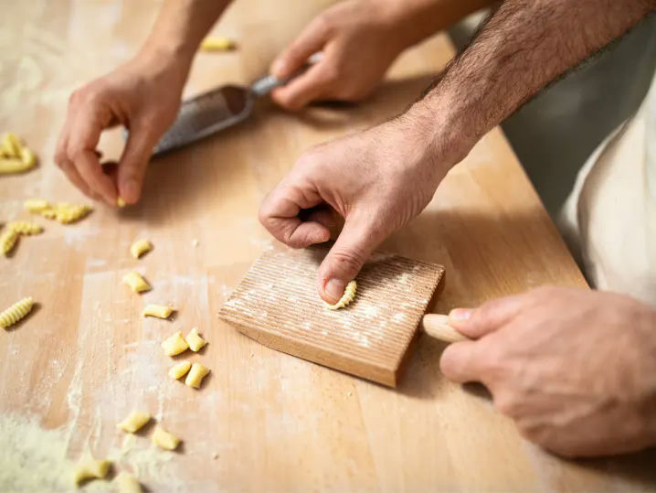 Rolling gnocchi in class 8484