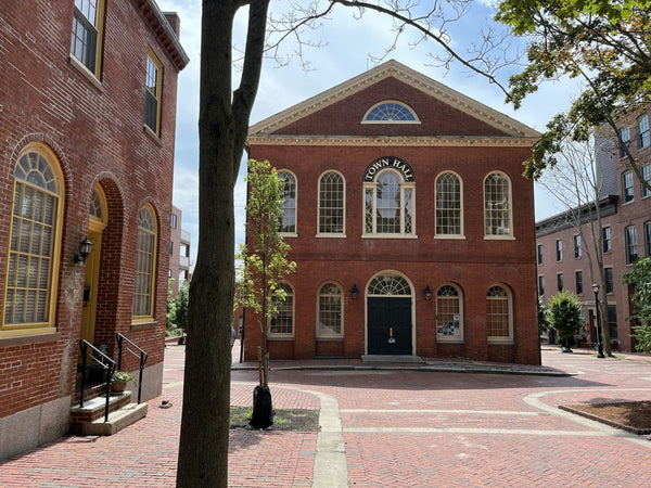 Salem Tour 2.jpg