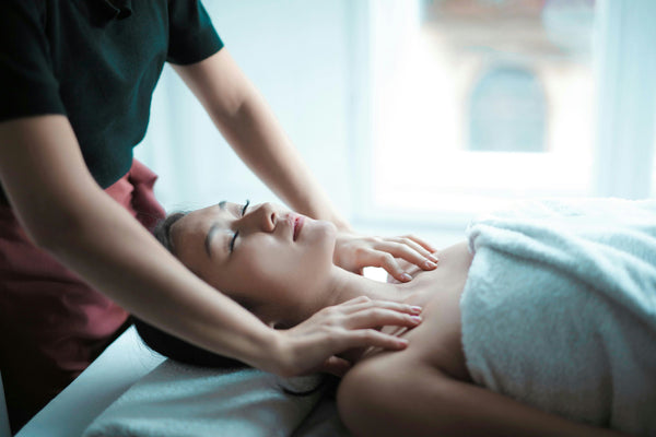 shoulder massage