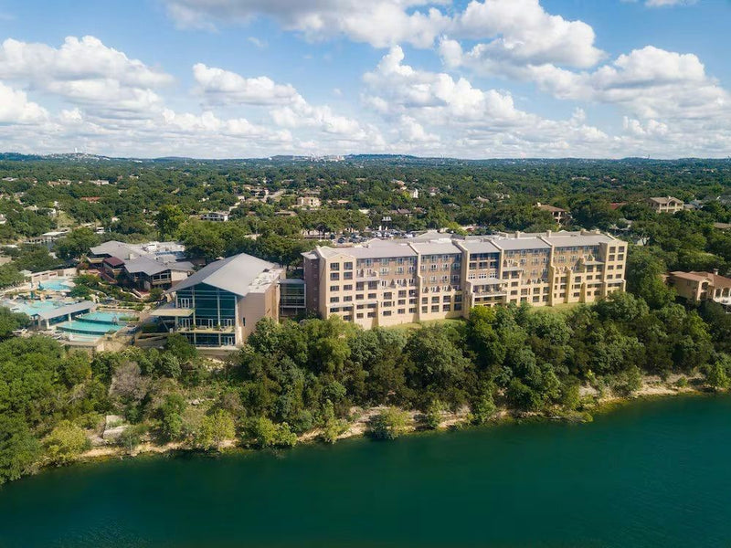 skyline-view-of-the-lakeway-resort-and-spa-lakeway-texas-jpeg