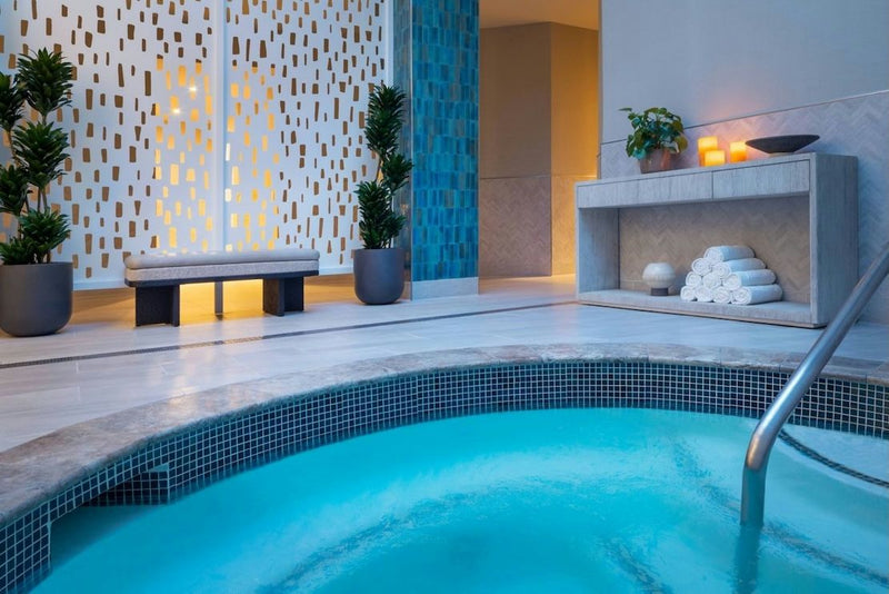 spa-day-pass-the-westin-kierland-resort-spa-scottsdale-indoor-hot-tub-detail.jpg
