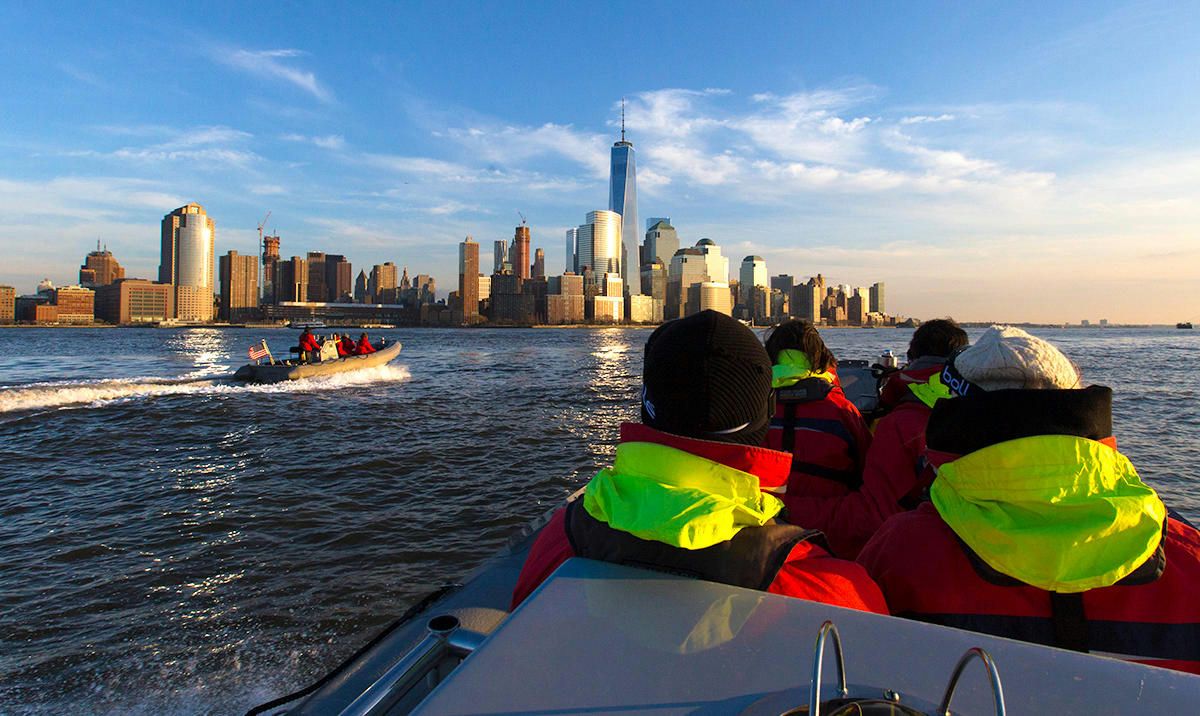 speedboat-view-of-new-york-city-jpeg