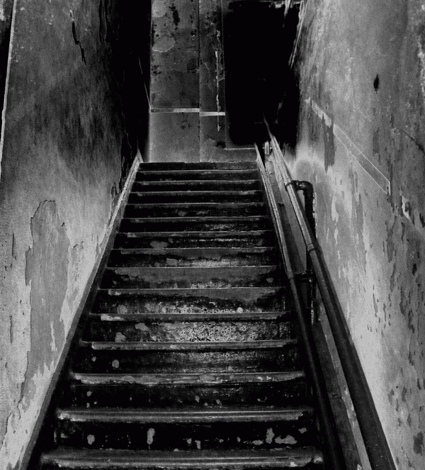 spooky-staircase