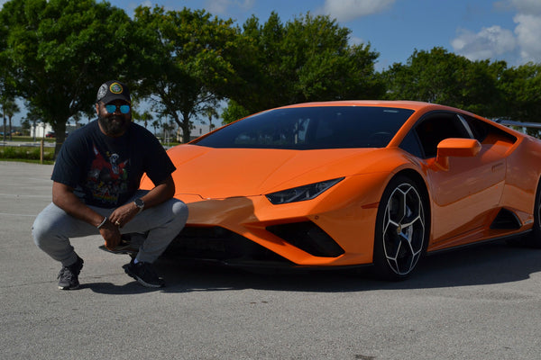 squatting with super car