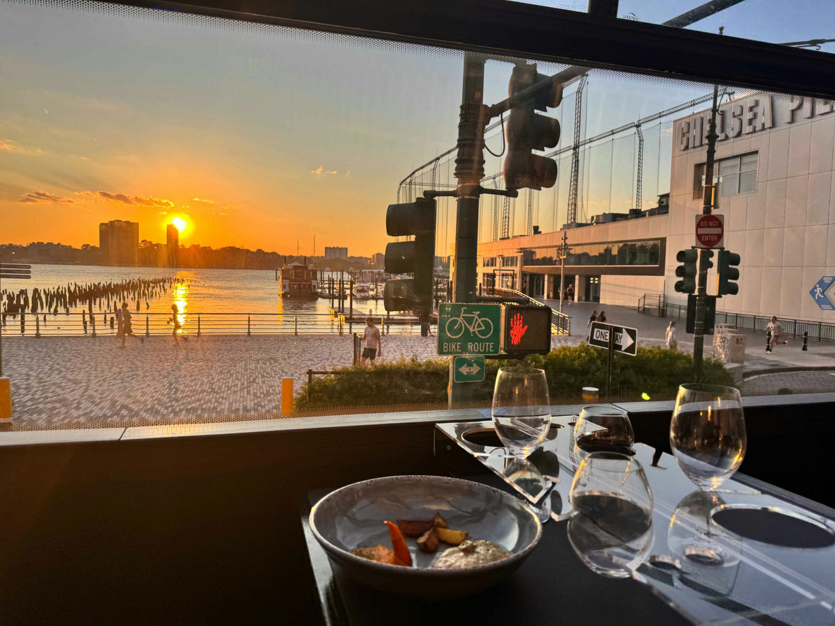 sunset-dinner-on-bus