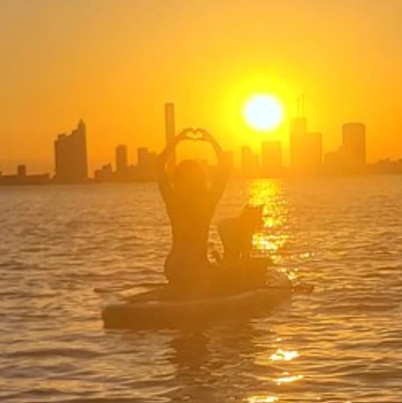 sunset-paddle-with-dog