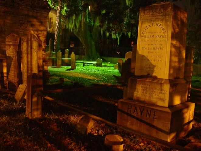 the-charleston-ghost-and-graveyard-tour-spooky-grave-jpeg
