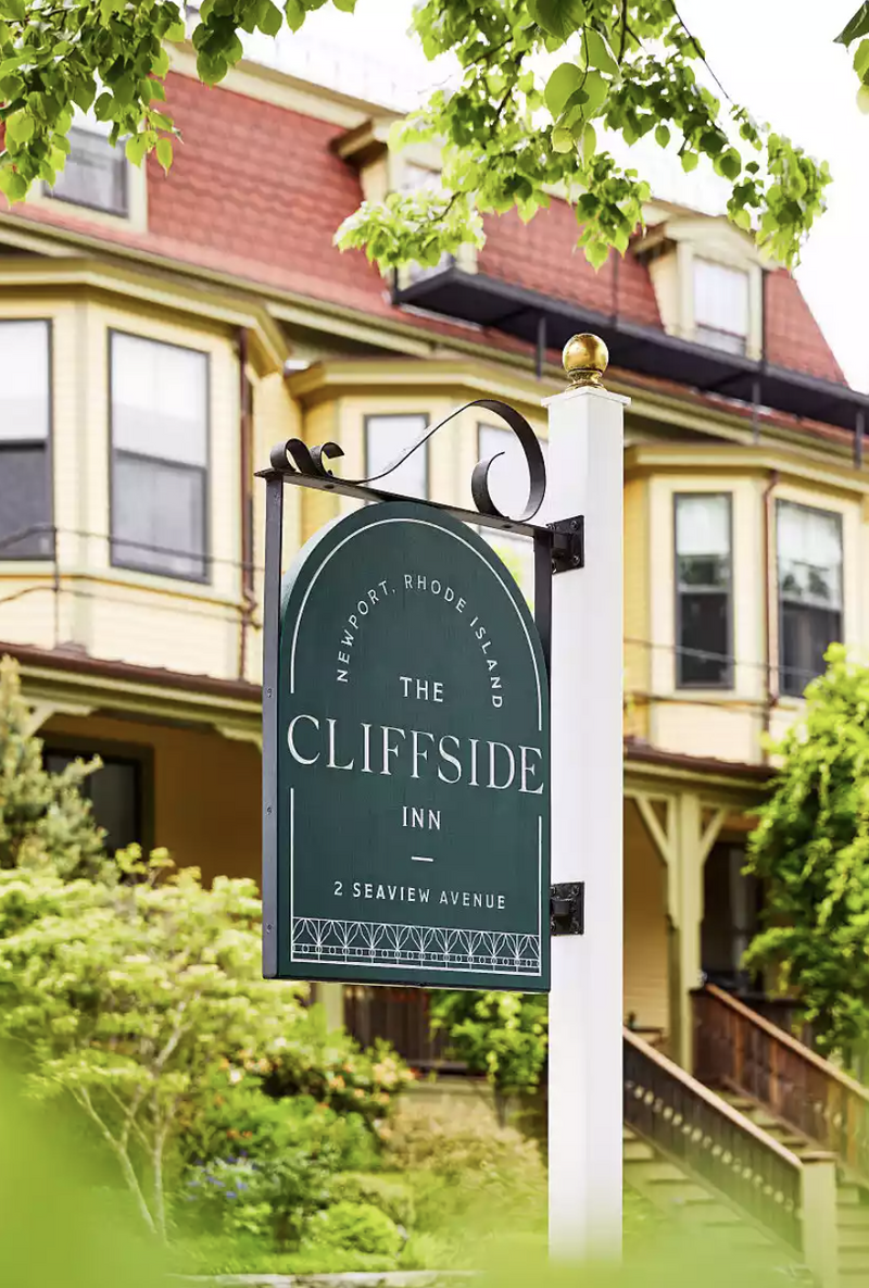 The Cliffside Inn entrance
