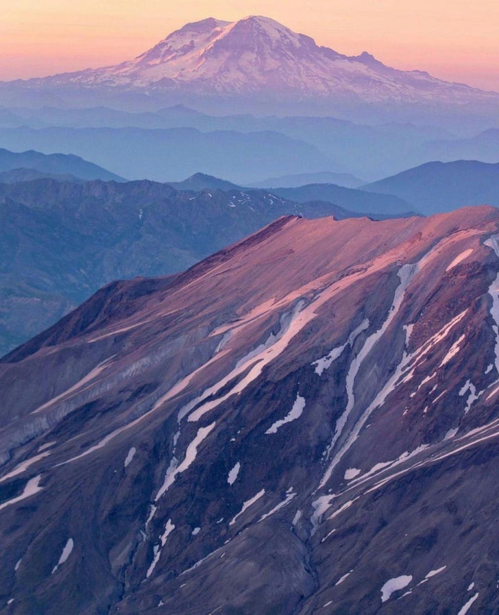 Private Plane Tour of Iconic Mountains