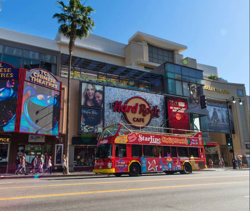 Tour bus in front of Hard Rock Cafe