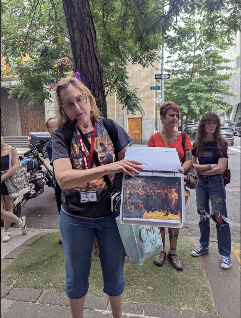 Tour Guide for Cat Tour