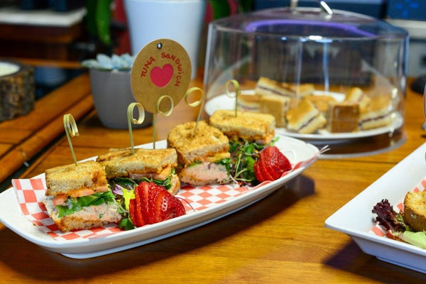 tuna sandwiches