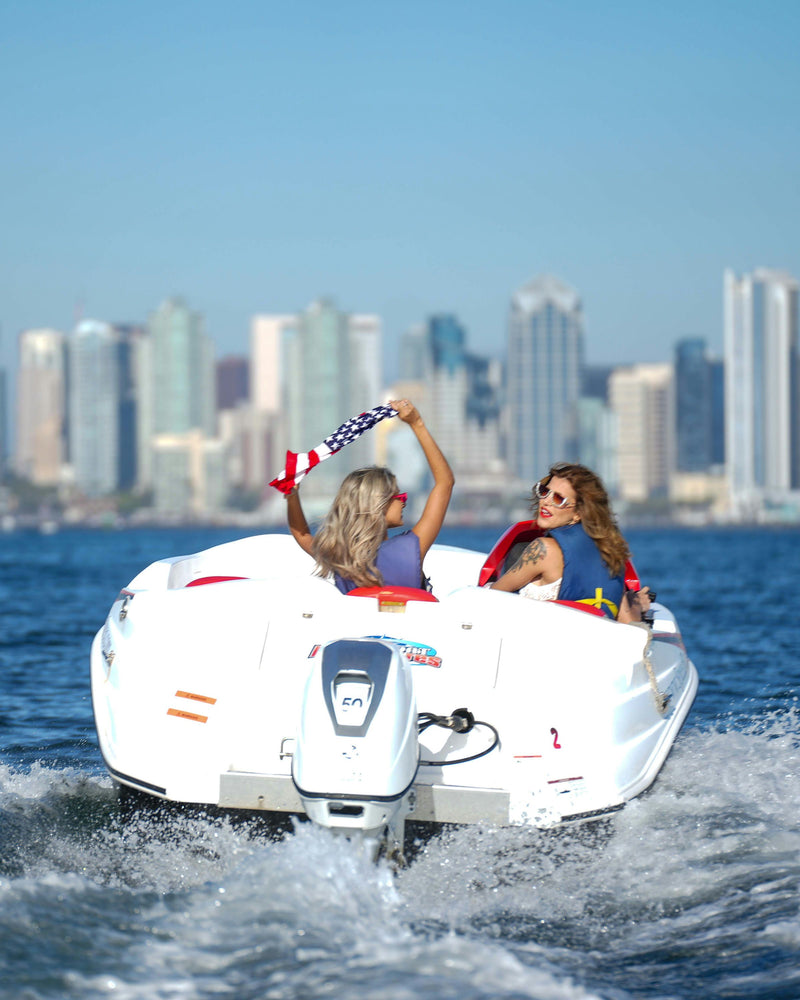 two-girls-in-speed-boat