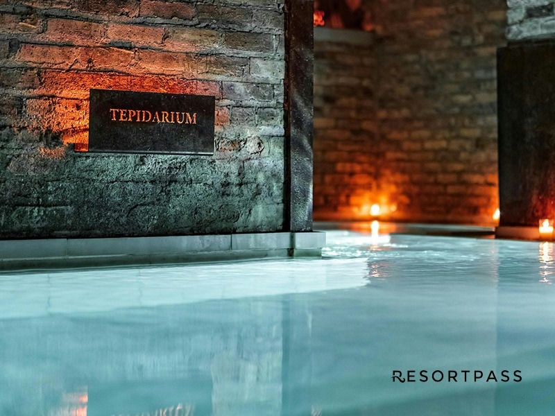 ultimate-bath-spa-pass-aire-ancient-baths-chicago-tepidarium-pool-logo.jpg