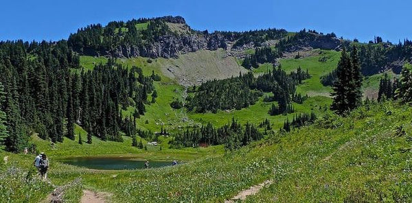 valley-in-mountain