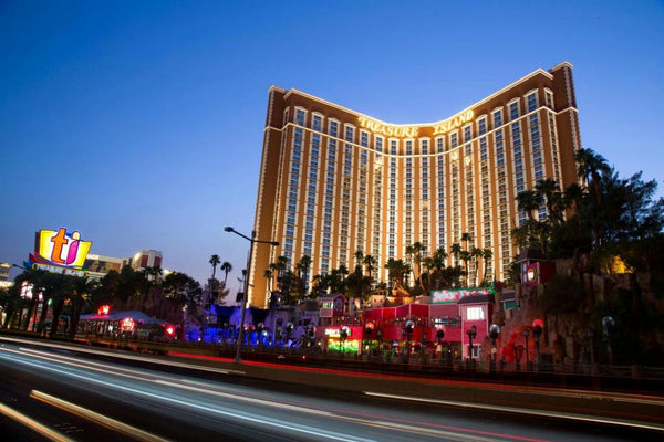 vegas lights 1 night.png