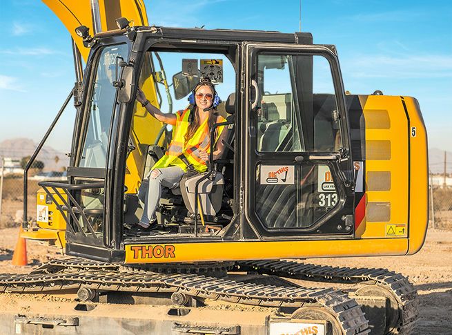 woman-in-big-dig-machinery
