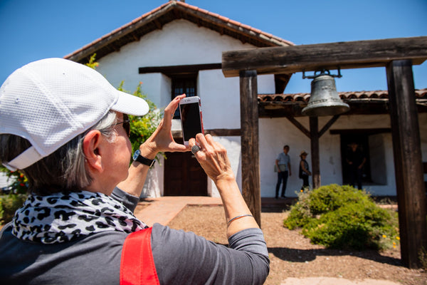 woman-taking-photo-in-mission-jpg