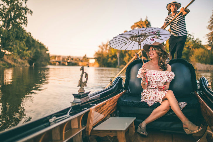 Romantic Gondola Cruise for Two