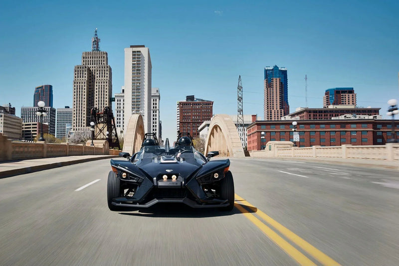 yankees-tavern-4-hour-gps-adventure-houston-black-slingshot-city-skyline-bridge.webp